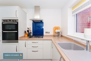 Kitchen- click for photo gallery